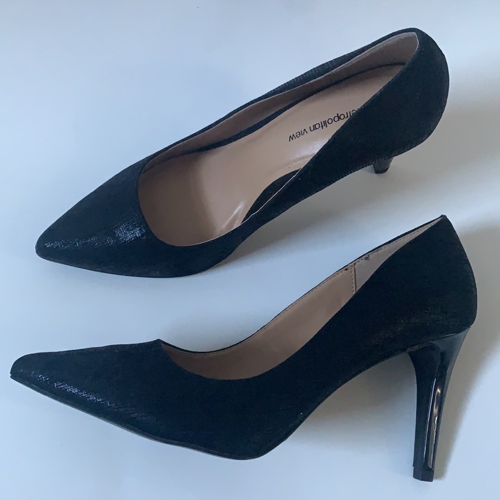 Woman’s Metropolitan view. Size 8.5 M